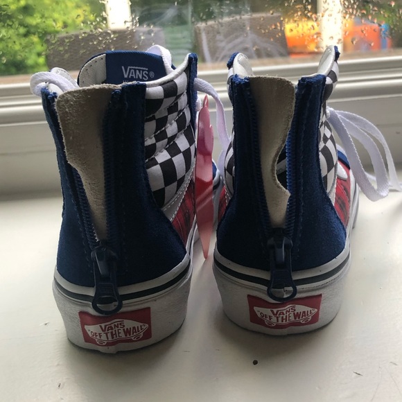 NWT Vans size 11 child shoes - Picture 2 of 4